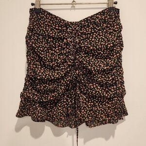 Fashion Nova 90s Style Ruched Floral Mini Skirt